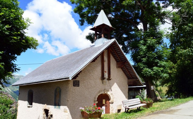 Églises, chapelles