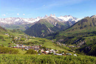 Vue sur La Chal - Saint Jean d'Arves Vue sur La Chal - Saint Jean d'Arves