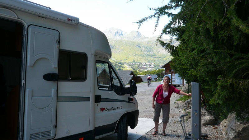 Borne de camping car à Saint Sorlin d'Arves