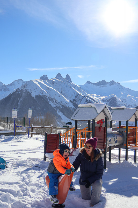 Aire de jeux pour enfants_Saint-Jean-d'Arves