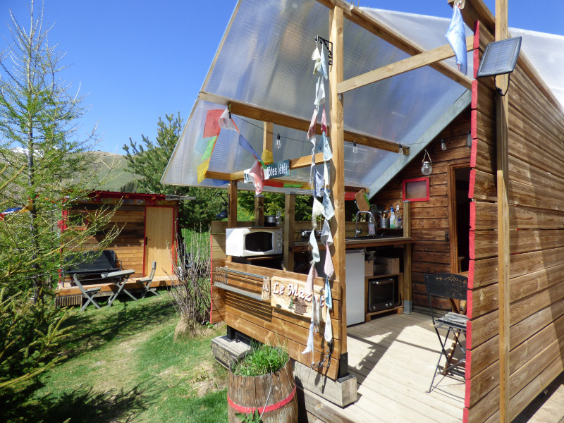 Le Mazot face aux glaciers (et son annexe)_Saint-Jean-d'Arves