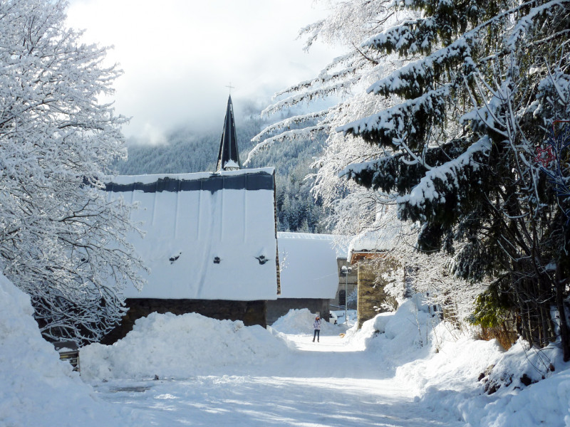 Hameau Entraigues - © OT Chal - don N.Santinon Hameau Entraigues
