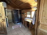 Maison du Poingt_shower room