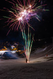 Feu d'artifice sur le front de neige à La Chal