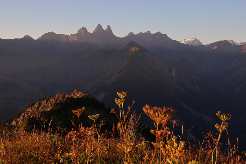 Petit déjeuner face aux Aiguilles Petit déjeuner face aux Aiguilles