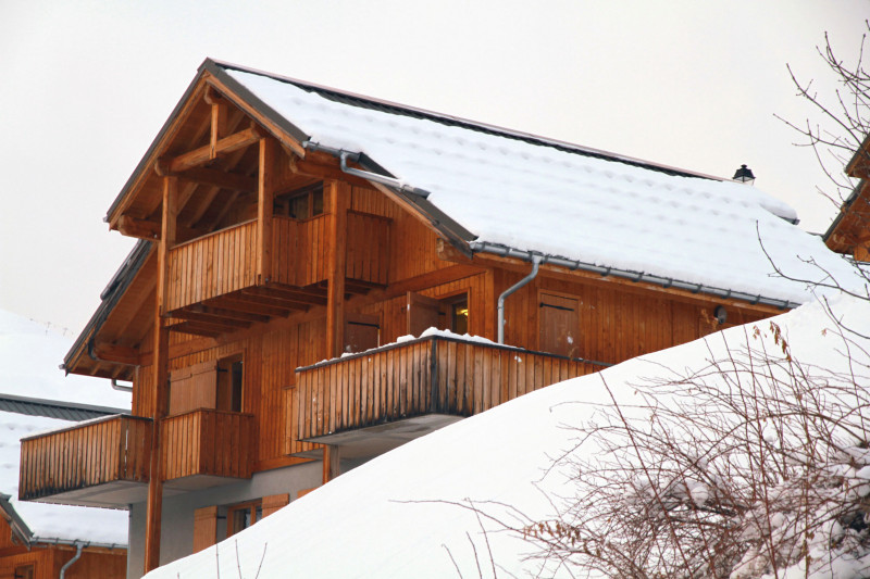 vue_exterieure_enneige_v2.jpg